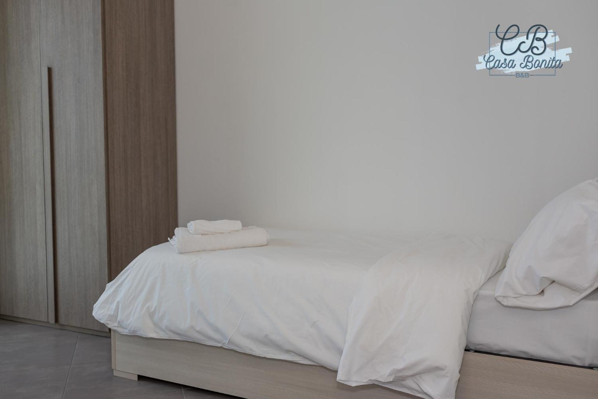Casa Bonita Rho Aparthotel Kültér fotó